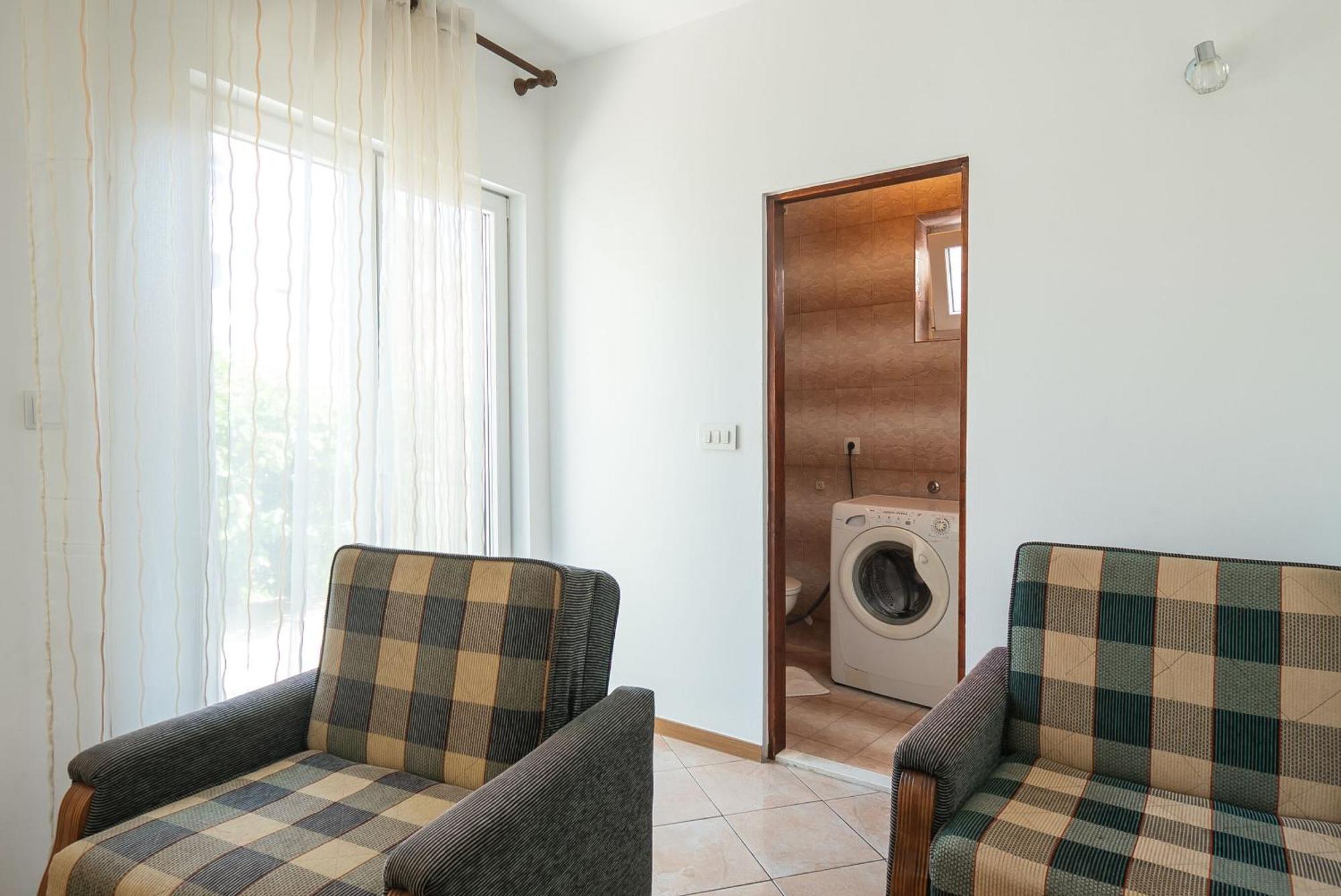 Apartments Polly Примоштен Экстерьер фото