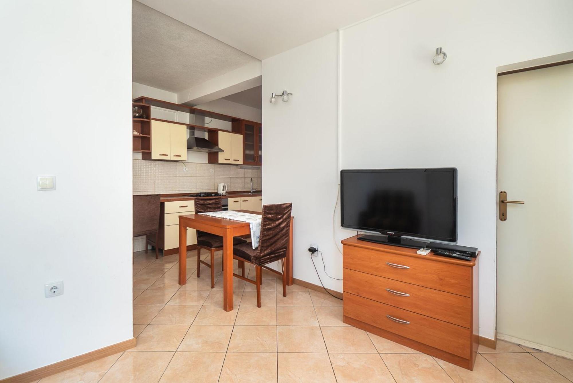 Apartments Polly Примоштен Экстерьер фото