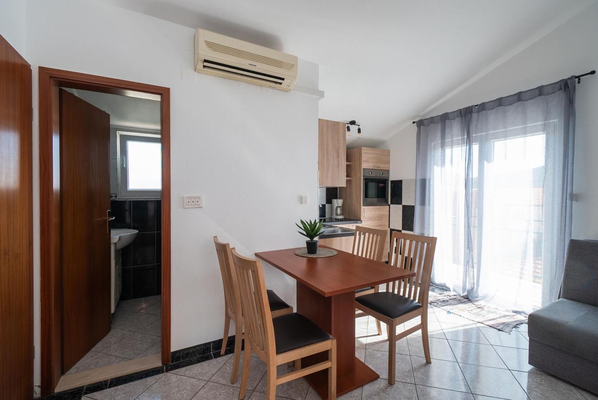 Apartments Polly Примоштен Экстерьер фото