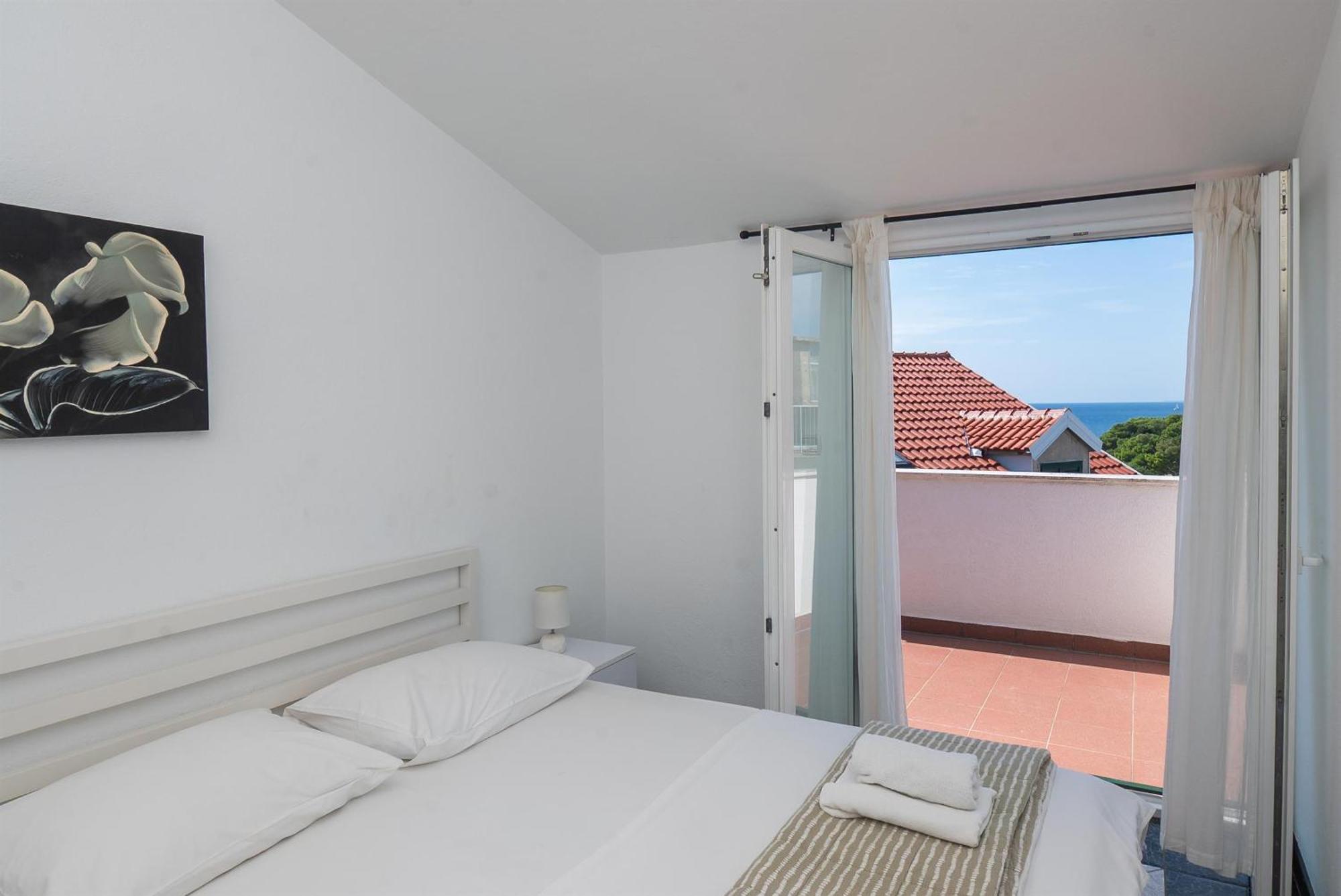 Apartments Polly Примоштен Экстерьер фото